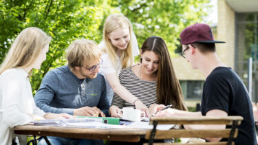 FH Wedel Cafeteria Terrasse