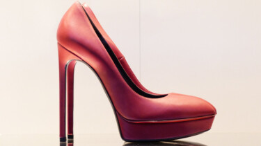 Schuhe, High Heels, Plateauschuhe, pink [Quelle: pixabay.com, Autor: Hans]