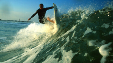 Surfer, Surfen, Wasser, Sport, Welle [Quelle: freeimages.com, Ryan Thomas]