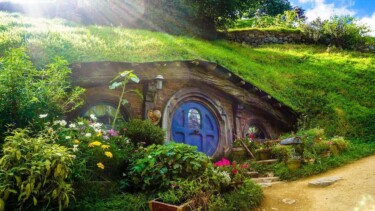Neuseeland Hobbit Haus [Quelle: pixabay.com, Autor: StockSnap]