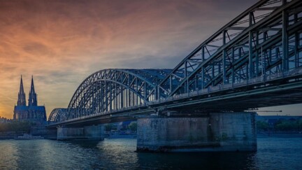 Köln Rhein Brücke [Quelle: code83/Pixabay.com]