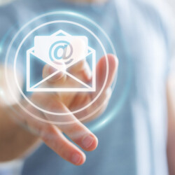 Direct Mailing [Quelle: © sdecoret - Fotolia.com]