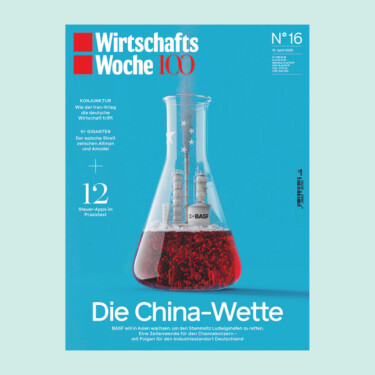 Ein Handy und eine Tablet, die jeweils die digitale Ausgabe von der WirtschaftsWoche auf dem Display zeigen.