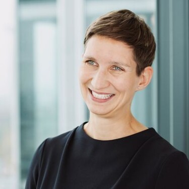 Hoesch Antonia Hengeler Mueller