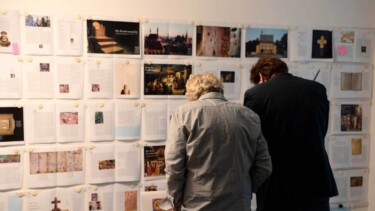 Zeitschriften an der Wand - Bildergalerie ZEIT